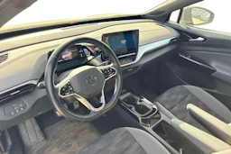 musta Volkswagen ID.4 2023 kuva 3.