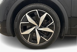 musta Volkswagen ID.4 2023 kuva 11.