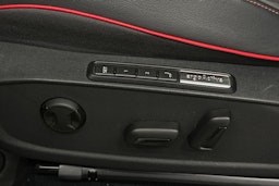 musta Volkswagen ID.4 2023 kuva 18.