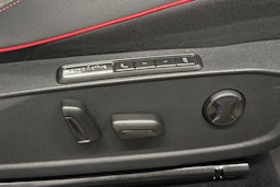 musta Volkswagen ID.4 2023 kuva 19.