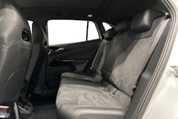 valkoinen Volkswagen ID.4 2024 kuva 8.