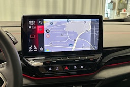 valkoinen Volkswagen ID.4 2024 kuva 27.