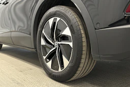 musta Volkswagen ID.4 2023 kuva 13.