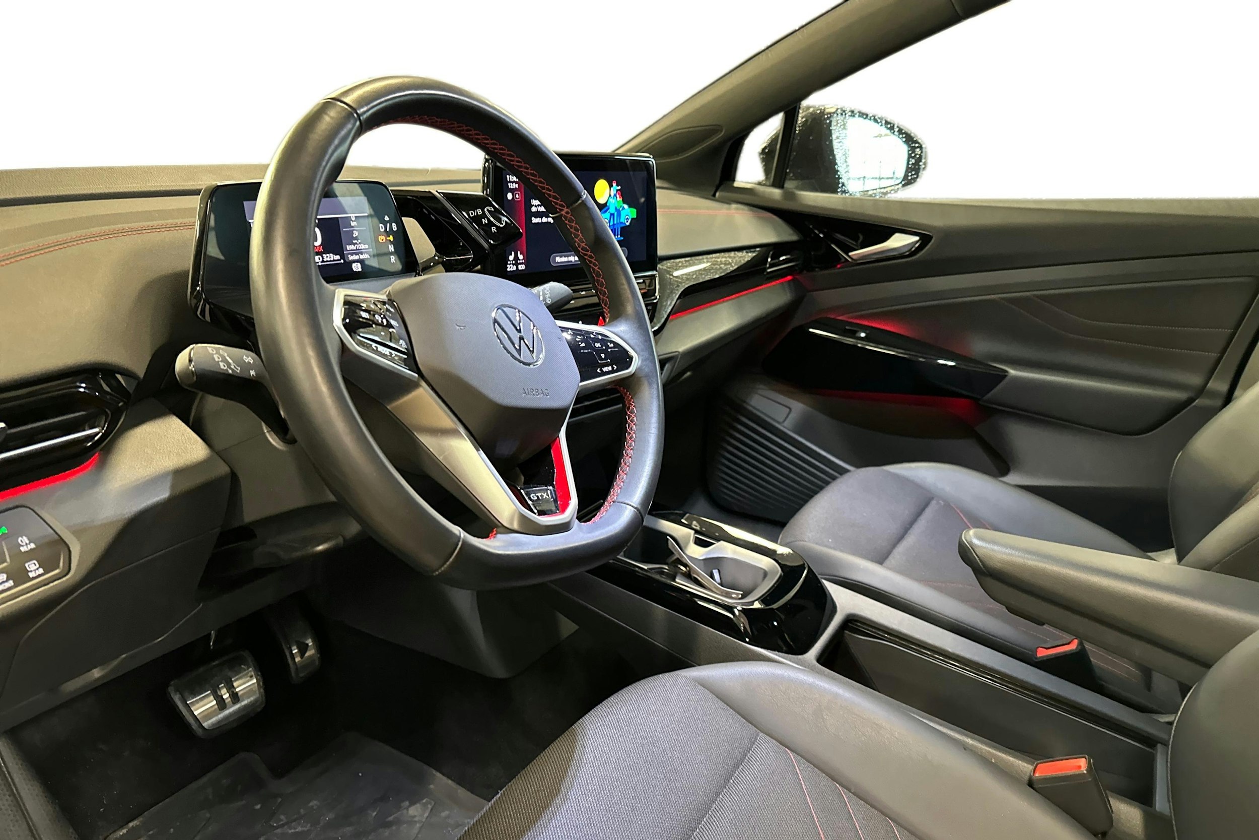 musta Volkswagen ID.4 2024 kuva 3.