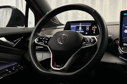 punainen Volkswagen ID.4 2024 kuva 24.