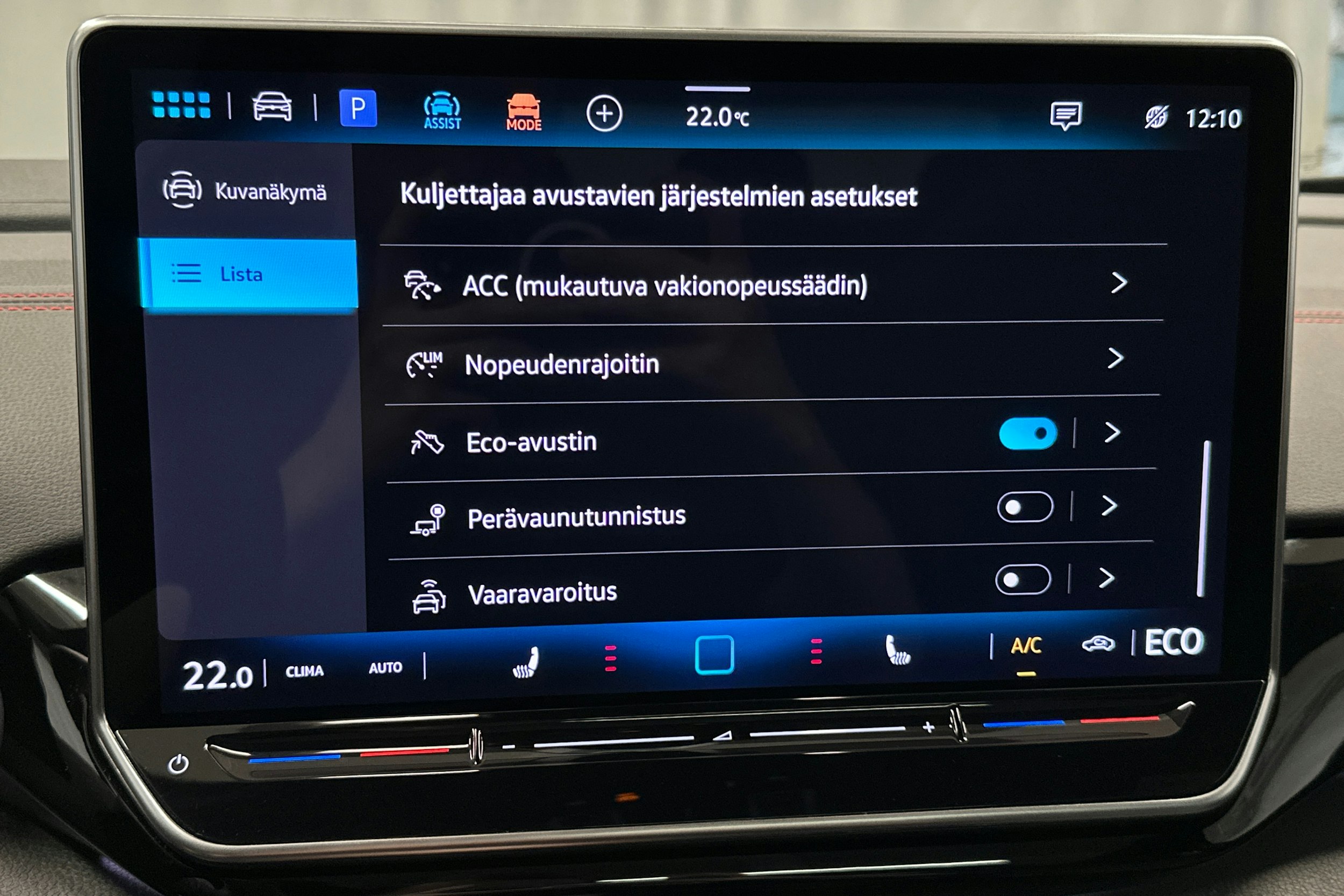 punainen Volkswagen ID.4 2024 kuva 35.