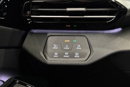 harmaa Volkswagen ID.4 2024 kuva 24.