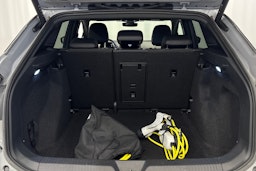 harmaa Volkswagen ID.4 2024 kuva 26.