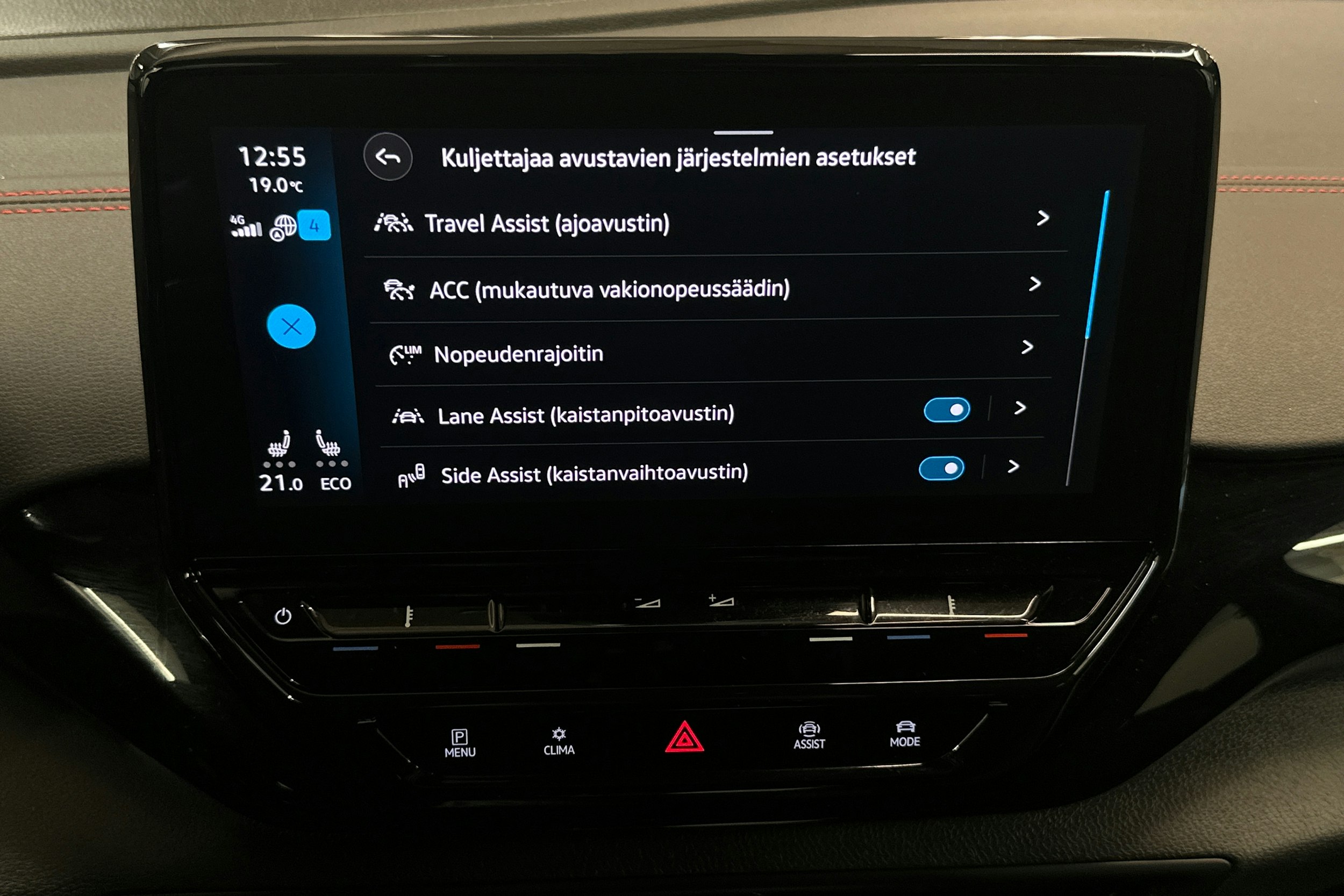 Musta Volkswagen ID.4 2024 kuva 20.