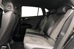 musta Volkswagen ID.4 2024 kuva 10.
