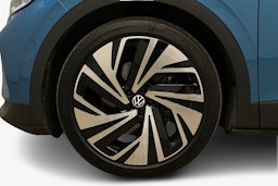 sininen Volkswagen ID.4 2024 kuva 11.