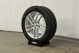sininen Volkswagen ID.4 2024 kuva 10.