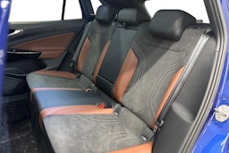 sininen Volkswagen ID.4 2024 kuva 10.