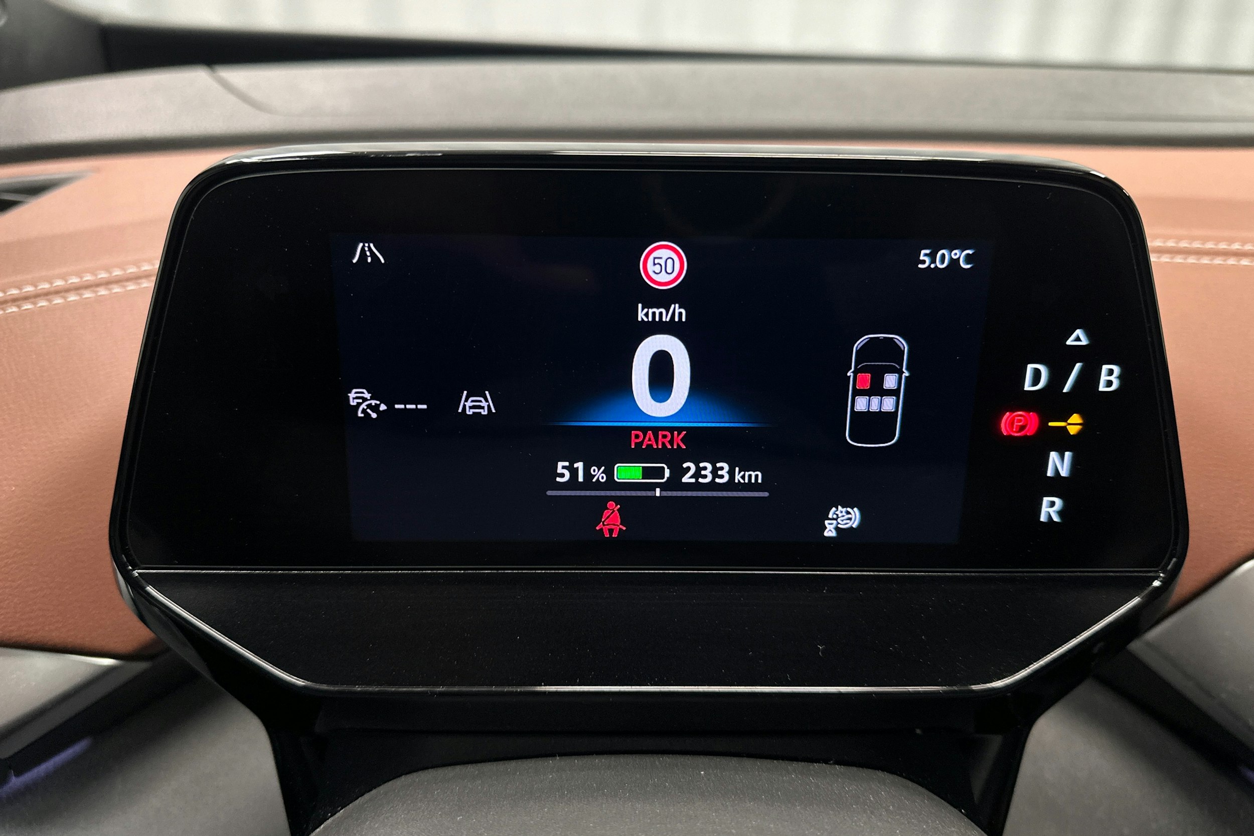 sininen Volkswagen ID.4 2024 kuva 20.