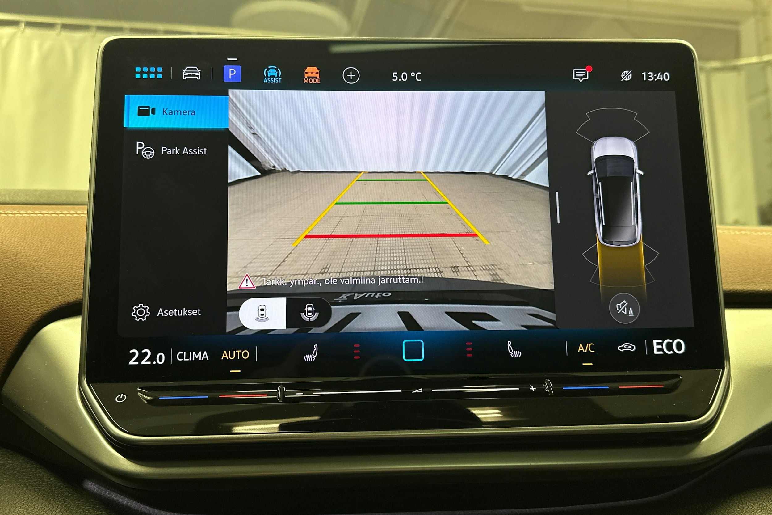 sininen Volkswagen ID.4 2024 kuva 22.