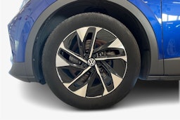 sininen Volkswagen ID.4 2024 kuva 11.