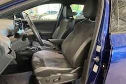 sininen Volkswagen ID.4 2024 kuva 14.