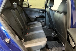 sininen Volkswagen ID.4 2024 kuva 19.