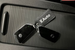 sininen Volkswagen ID.4 2024 kuva 40.