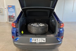 sininen Volkswagen ID.4 2024 kuva 42.
