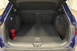 sininen Volkswagen ID.4 2024 kuva 11.