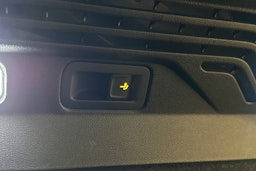 sininen Volkswagen ID.4 2024 kuva 12.