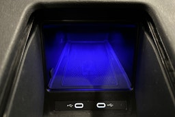 sininen Volkswagen ID.4 2024 kuva 20.