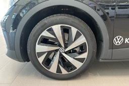 musta Volkswagen ID.4 2024 kuva 9.