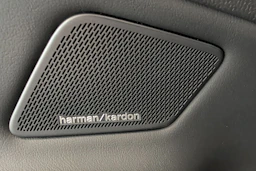 harmaa Volkswagen ID.4 2024 kuva 15.
