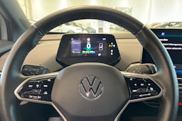 valkoinen Volkswagen ID.4 2024 kuva 15.