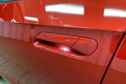 punainen Volkswagen ID.4 2024 kuva 32.