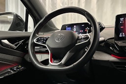 musta Volkswagen ID.4 2024 kuva 16.