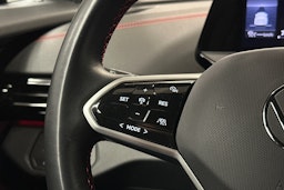 musta Volkswagen ID.4 2024 kuva 17.