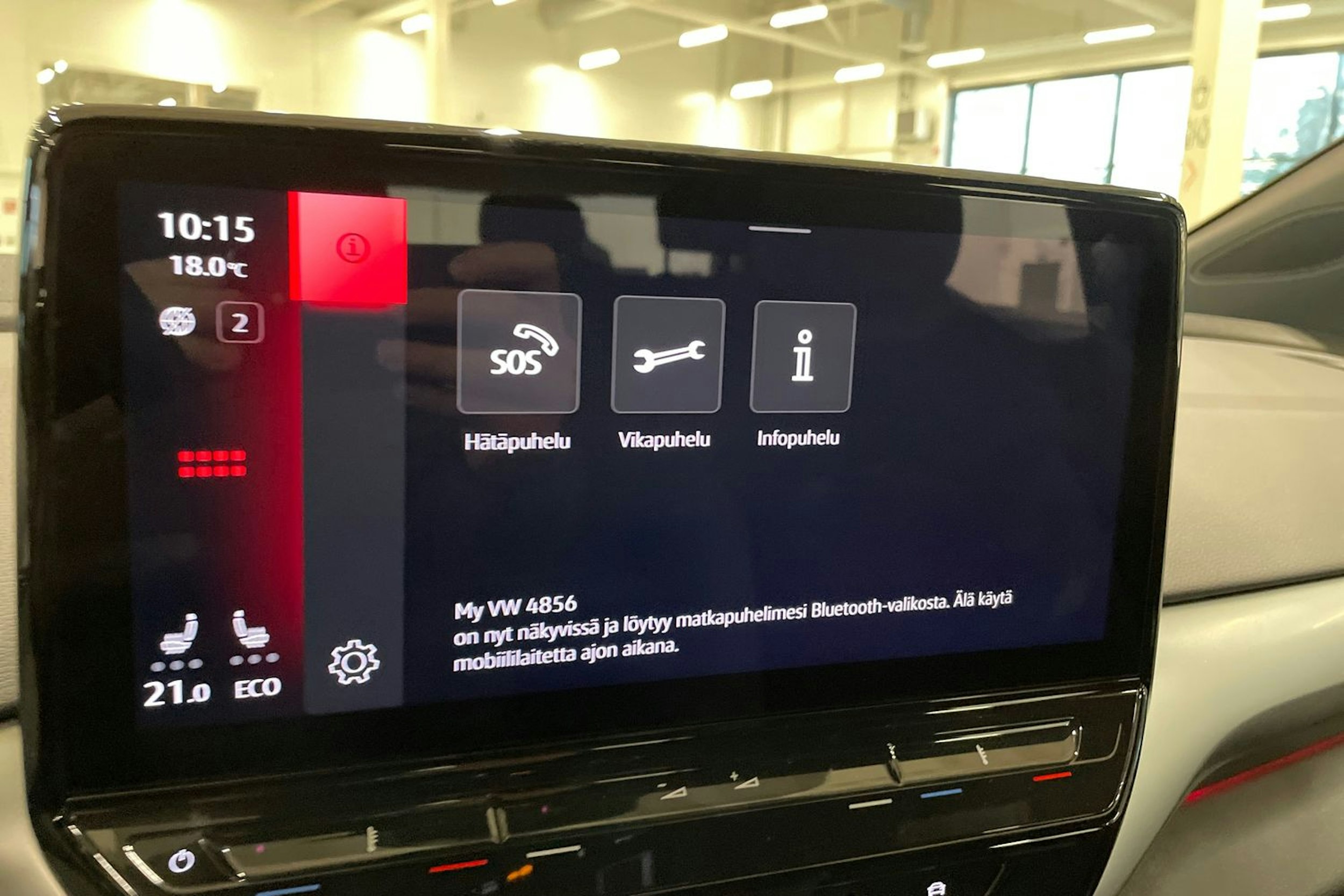 musta Volkswagen ID.4 2024 kuva 25.