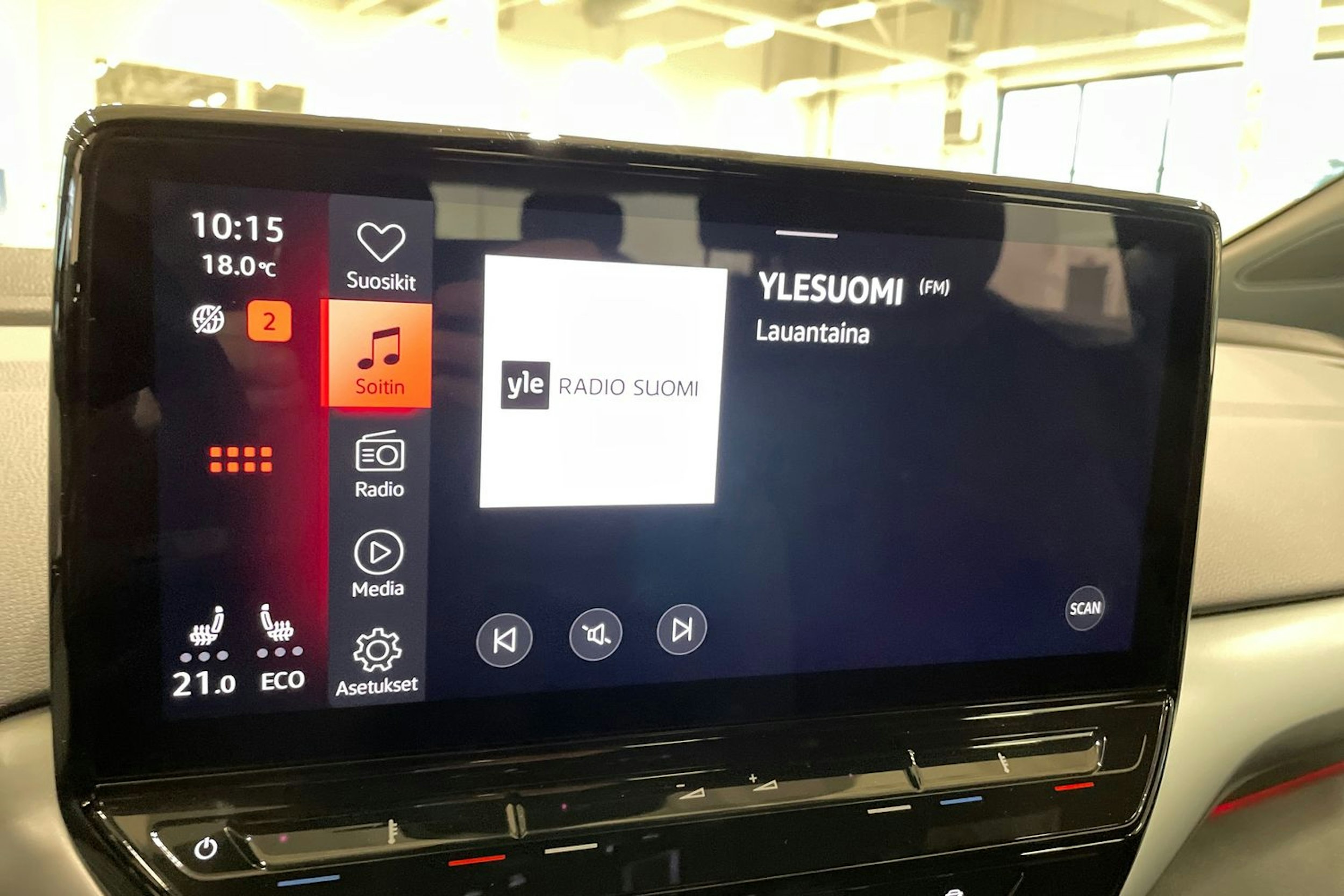 musta Volkswagen ID.4 2024 kuva 26.