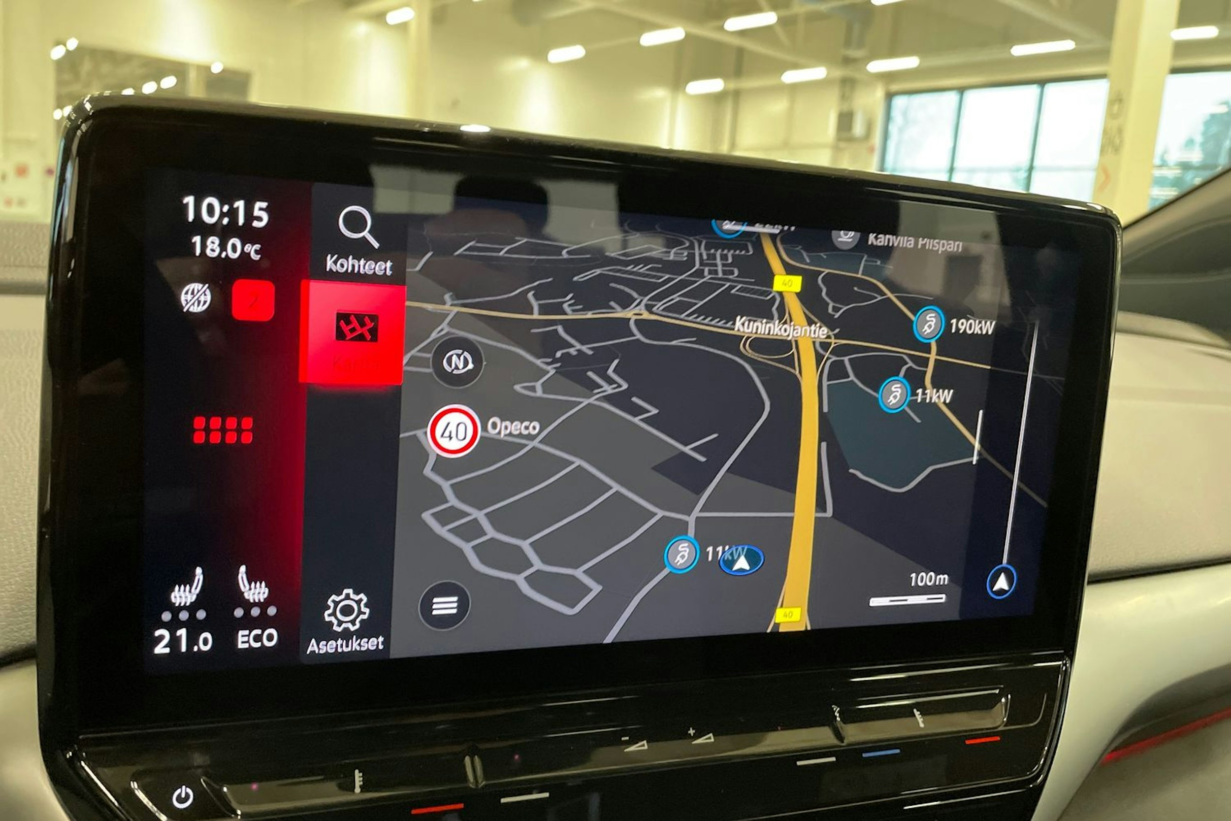 musta Volkswagen ID.4 2024 kuva 27.