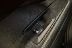 musta Volkswagen ID.4 2024 kuva 36.