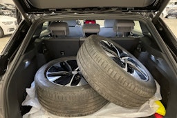 musta Volkswagen ID.4 2024 kuva 37.