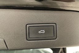 musta Volkswagen ID.4 2024 kuva 40.