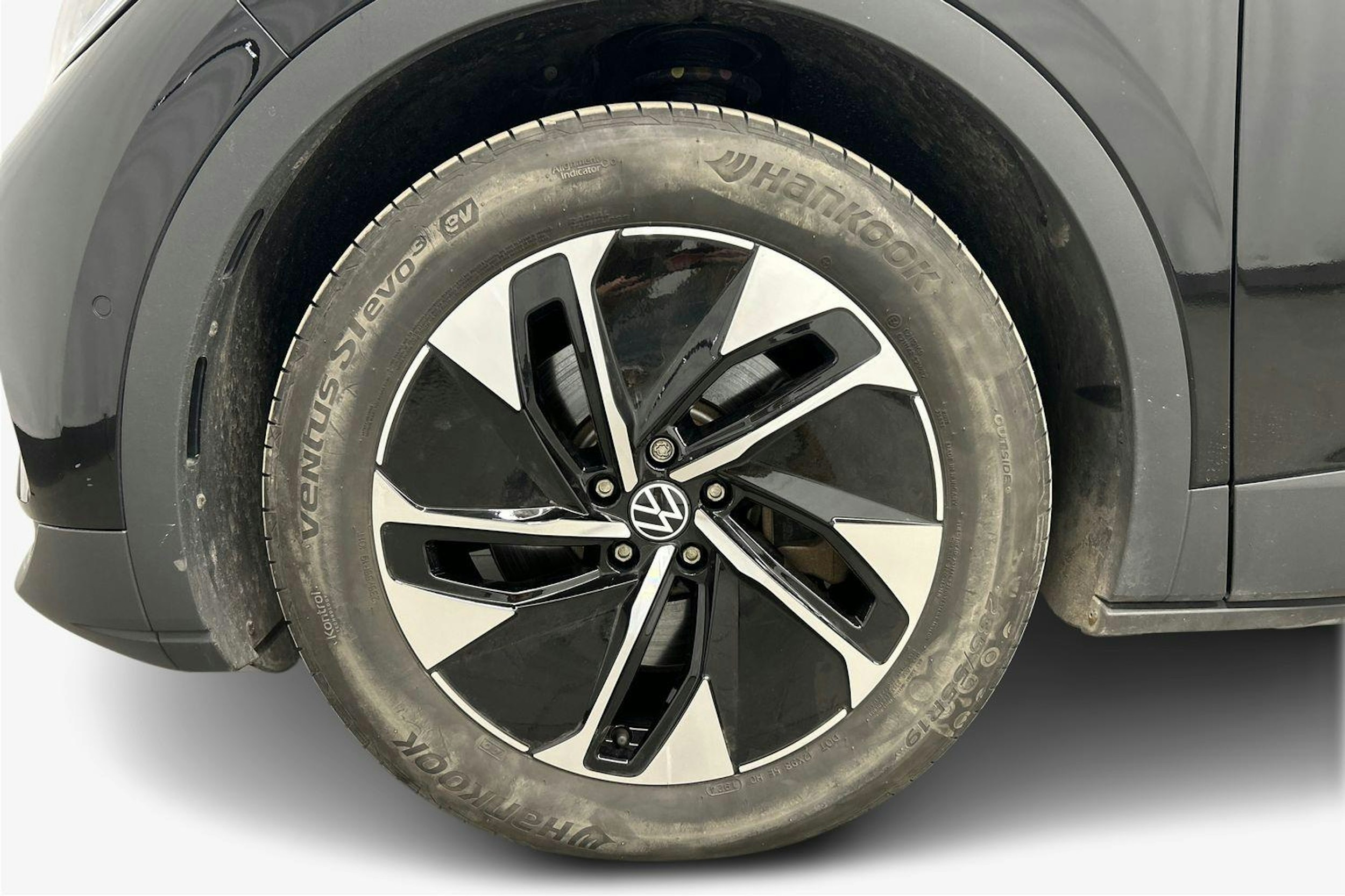 musta Volkswagen ID.4 2024 kuva 11.