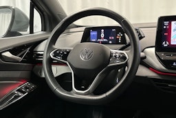 harmaa Volkswagen ID.4 2024 kuva 11.