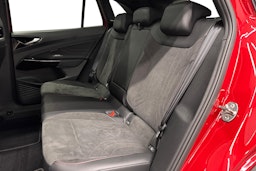 punainen Volkswagen ID.4 2024 kuva 10.