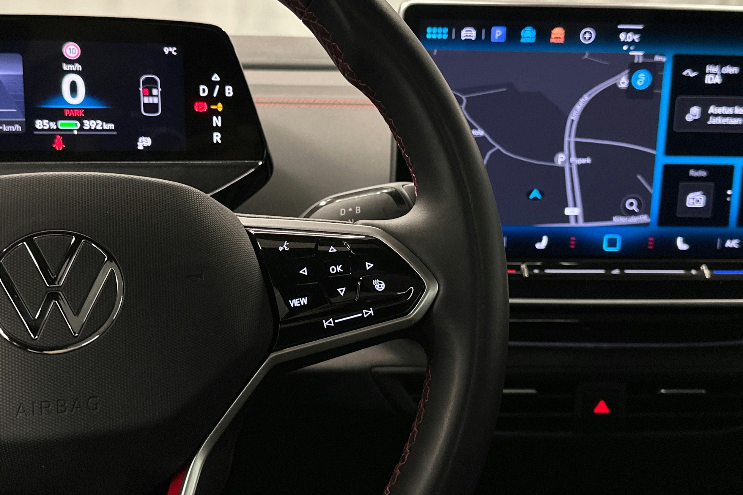 punainen Volkswagen ID.4 2024 kuva 21.