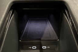 punainen Volkswagen ID.4 2024 kuva 24.