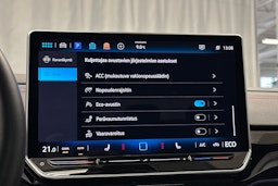 punainen Volkswagen ID.4 2024 kuva 27.