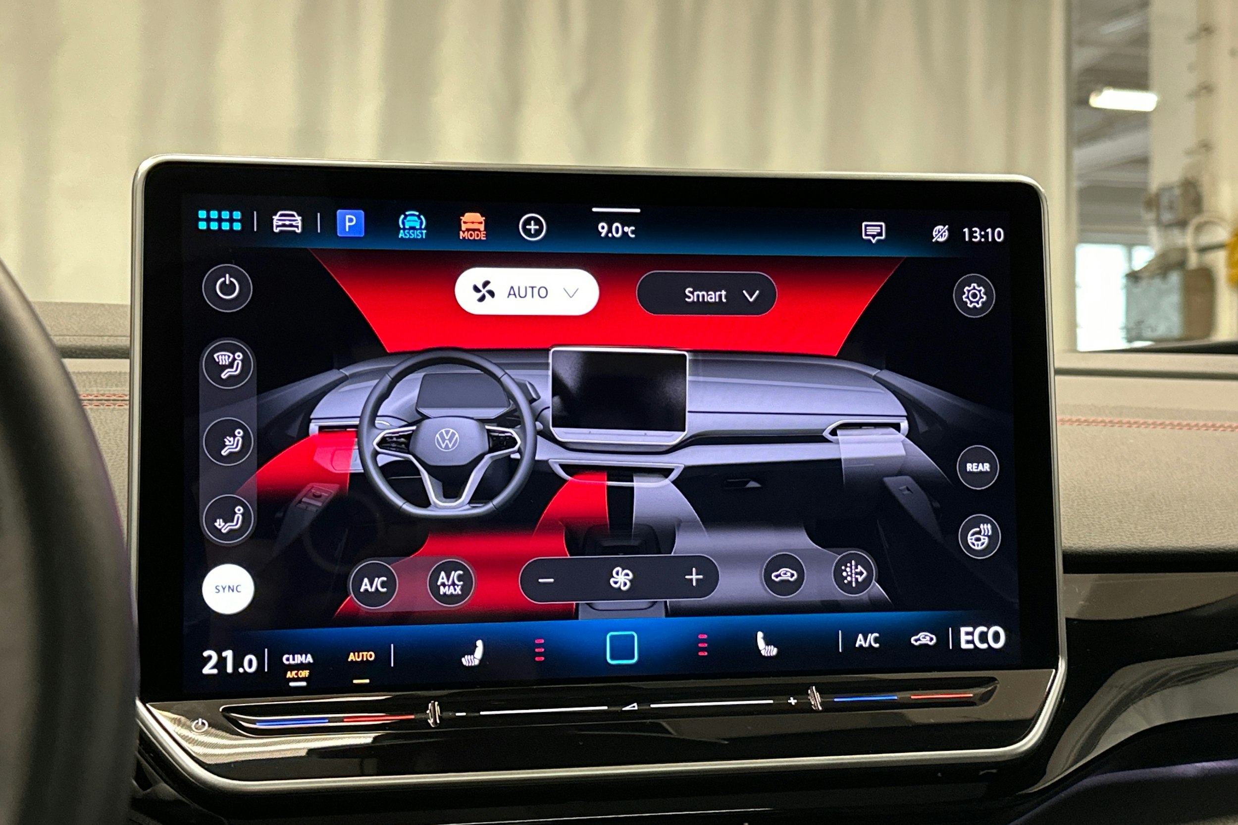 punainen Volkswagen ID.4 2024 kuva 31.