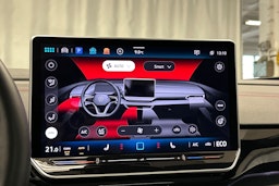 punainen Volkswagen ID.4 2024 kuva 31.