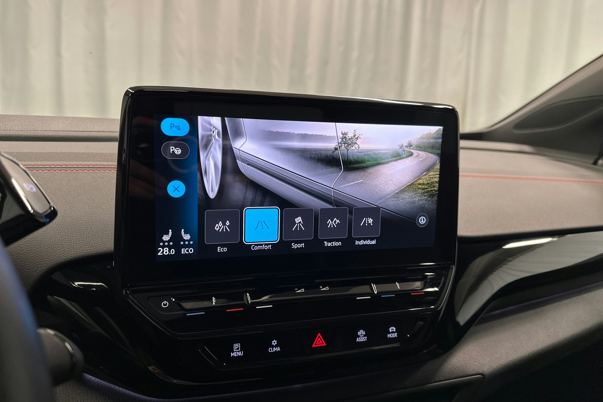 musta Volkswagen ID.4 2024 kuva 19.