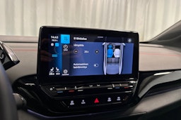 musta Volkswagen ID.4 2024 kuva 22.