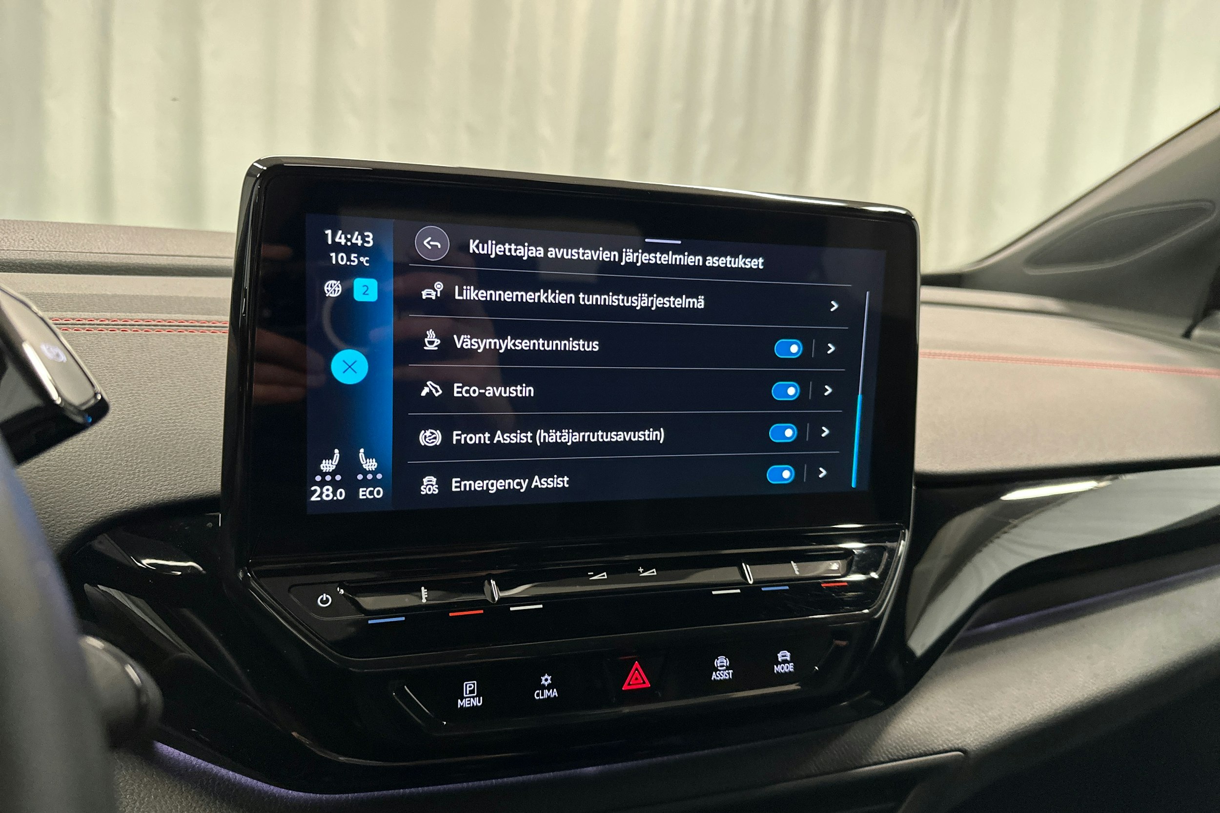 musta Volkswagen ID.4 2024 kuva 24.